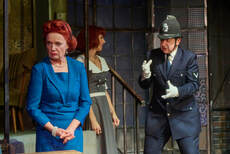 Performance gallery s cez 7568